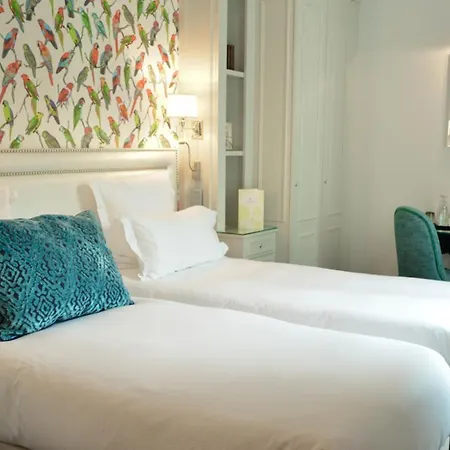 Monge 4* Paris